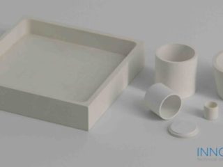 The difference between boron nitride crucible and alumina crucible