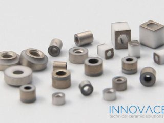 Ceramic metallized insulators for RF Package