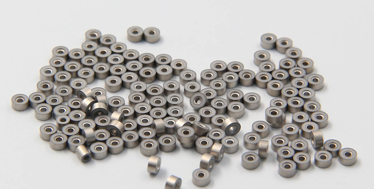 Ceramic Insulators for fiber optic device shell