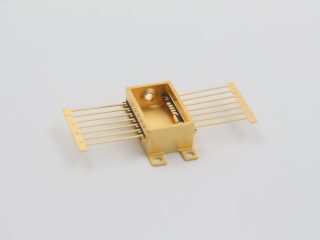 Ceramic hermetic package