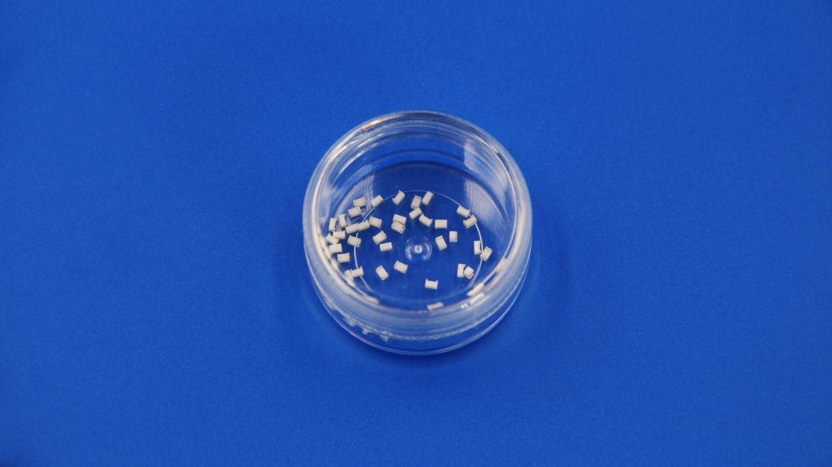 Metalized Ceramic Coil Bodies For Electrical Inductors