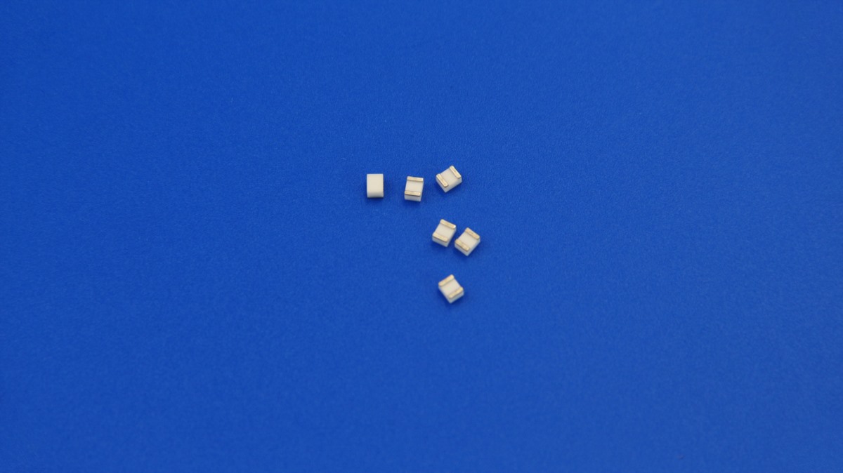 Metalized Ceramic Coil Bodies For Electrical Inductors