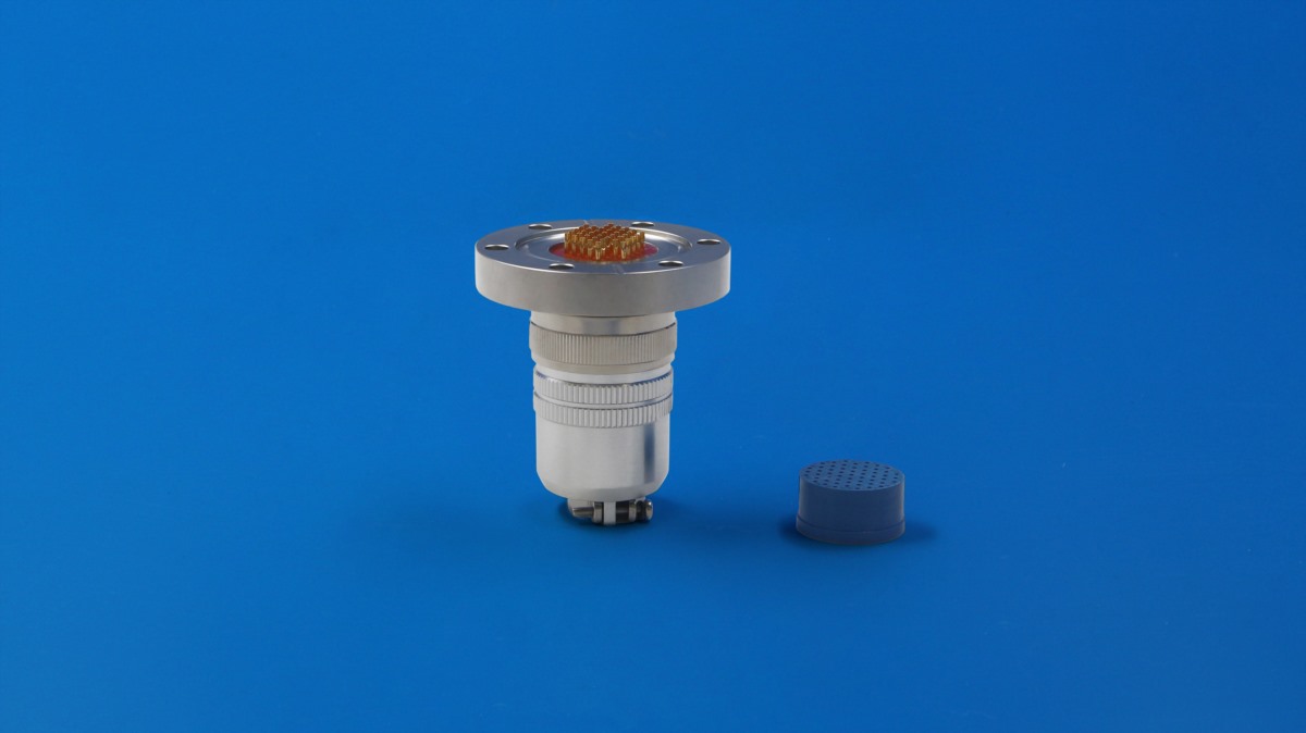 multipin vacuum feedthrough