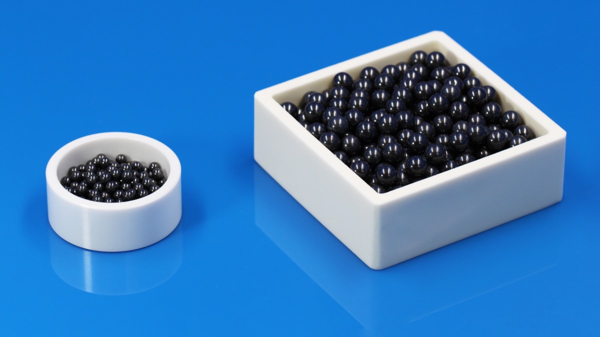 
窒化ケイ素研磨ボール